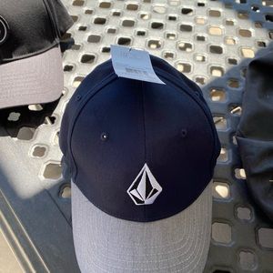 VOLCOM hat